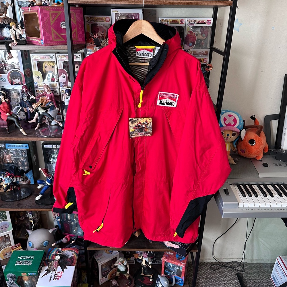 Vintage Marlboro Red Windbreaker Jacket Men’s XL Deadstock NWT